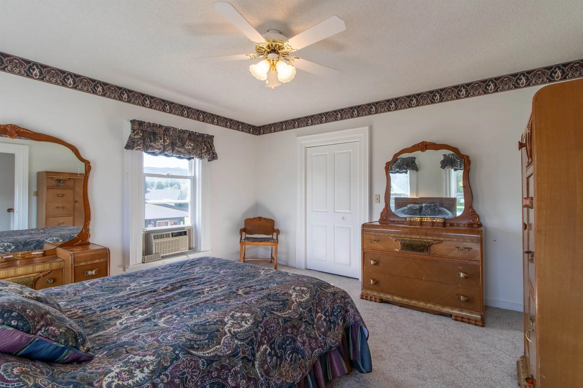 6694 Vt Route 100 Troy VT 05859