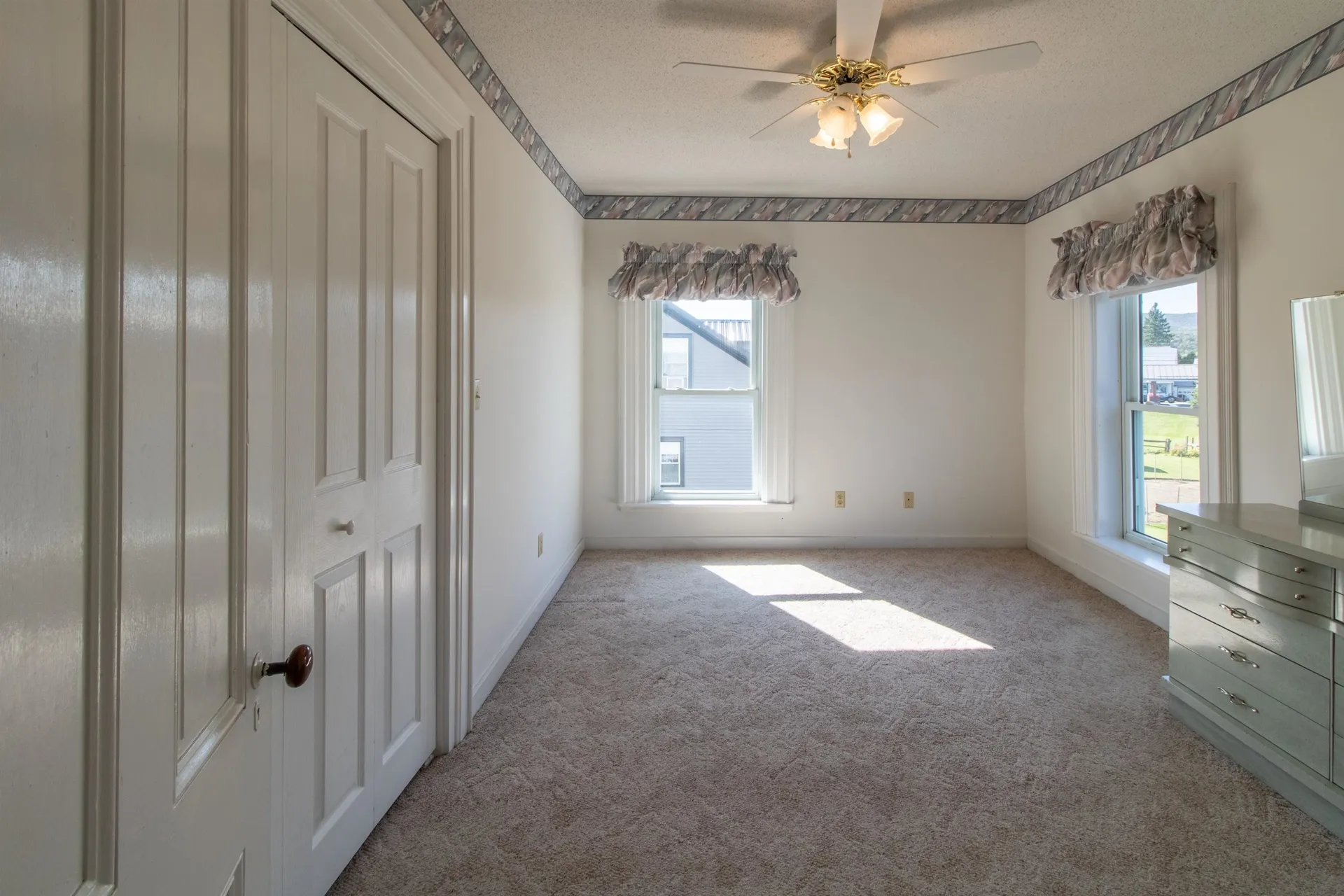 6694 Vt Route 100 Troy VT 05859