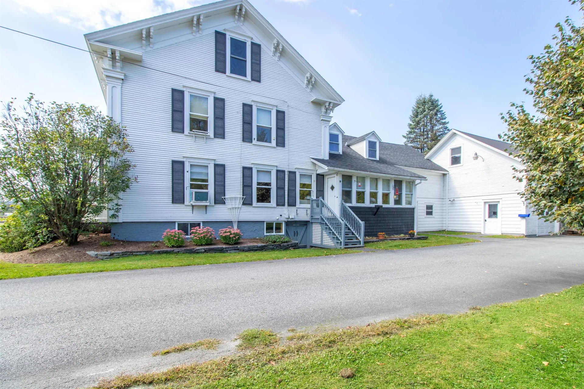 6694 Vt Route 100 Troy VT 05859