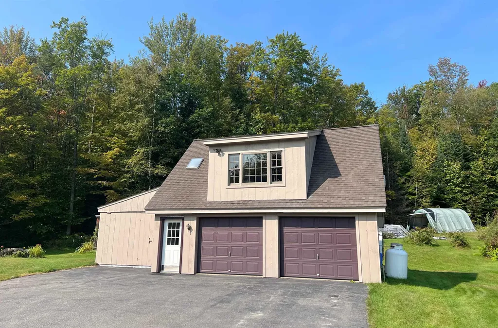 1485 Garland Hill Barnet VT 05821