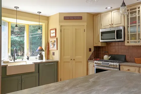 1485 Garland Hill Barnet VT 05821