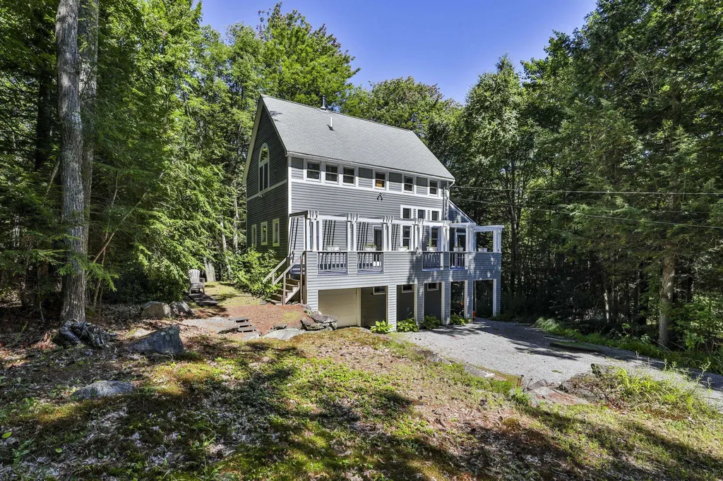 24 Bessie Leavitt Road New Boston NH 03070