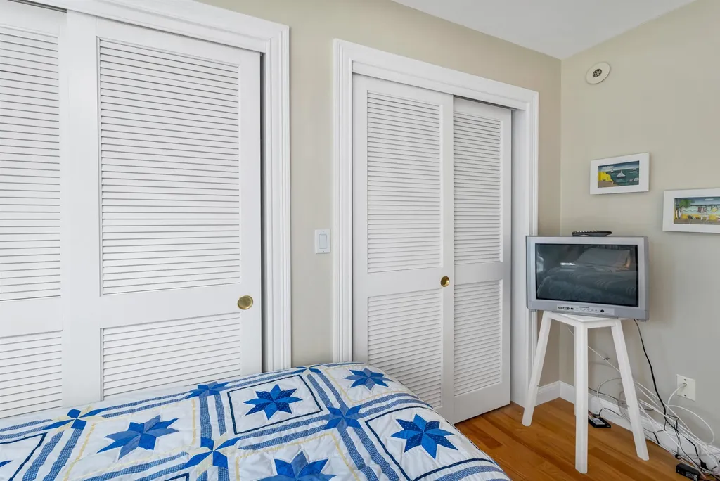 47 Winterhaven Road Wolfeboro NH 03894