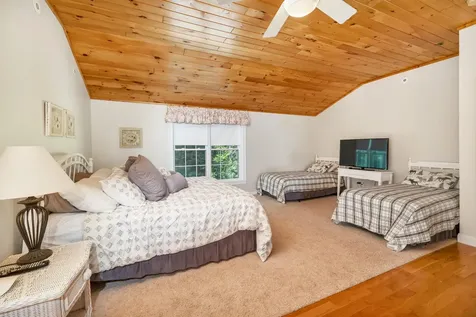 47 Winterhaven Road Wolfeboro NH 03894