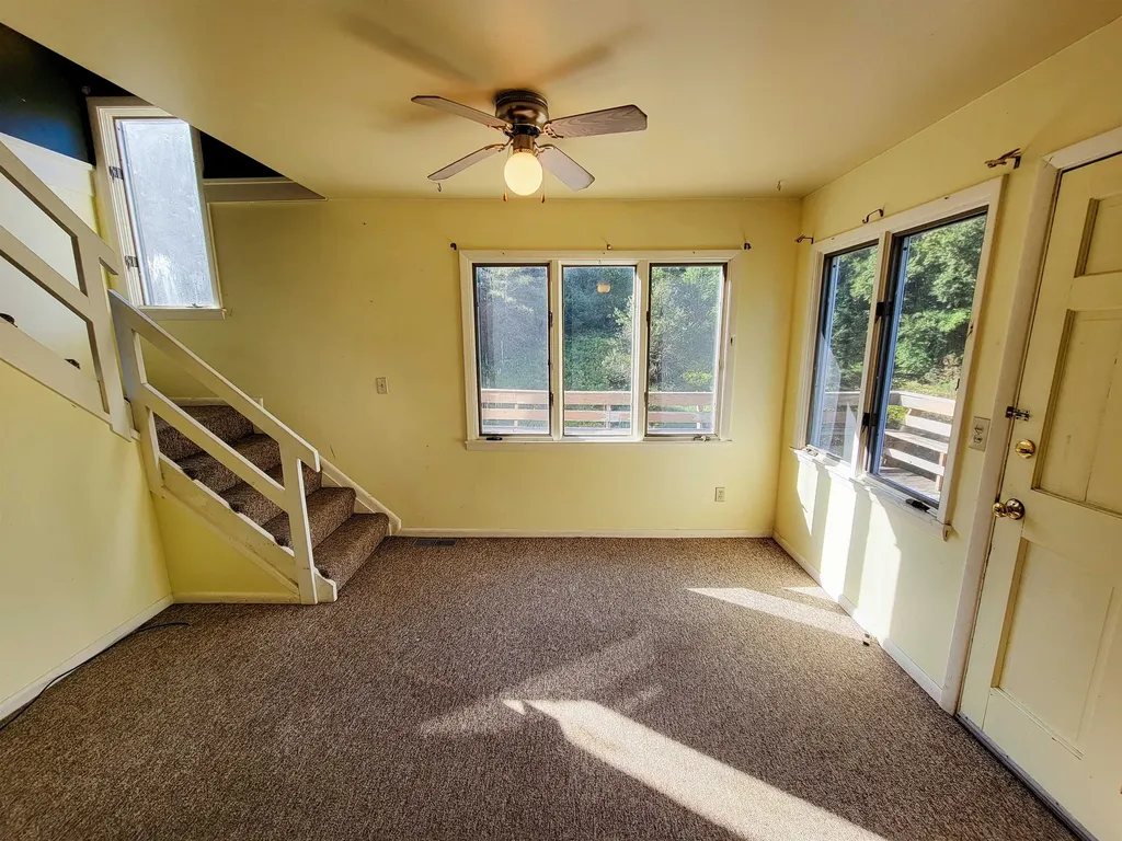 1657 Vt-214 East Montpelier VT 05667