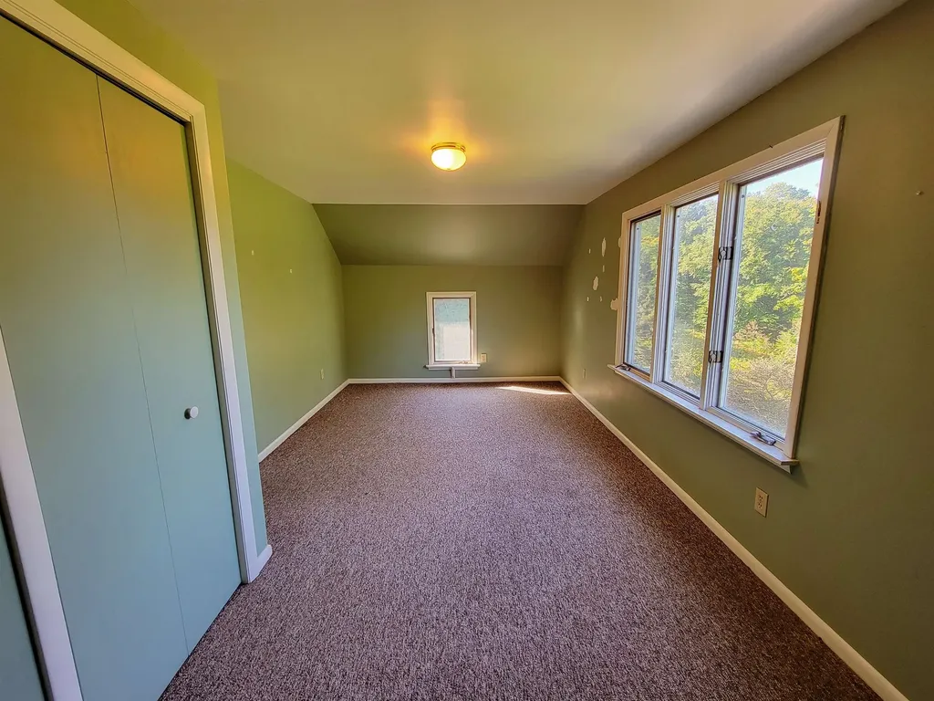 1657 Vt-214 East Montpelier VT 05667