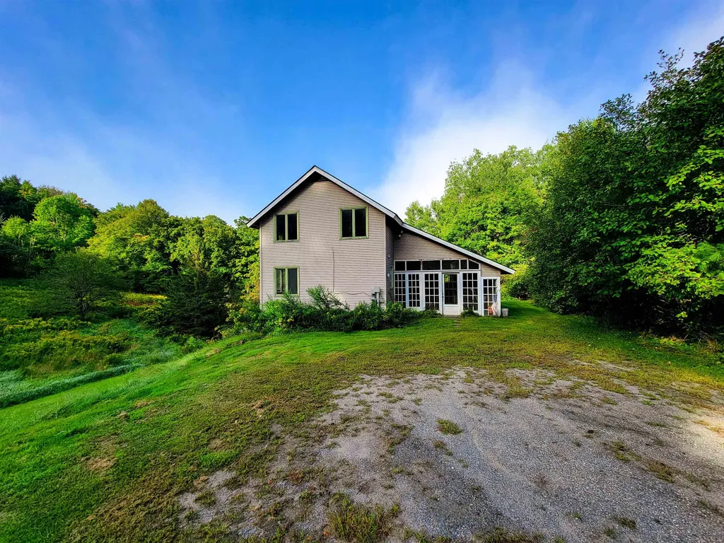 1657 Vt-214 East Montpelier VT 05667