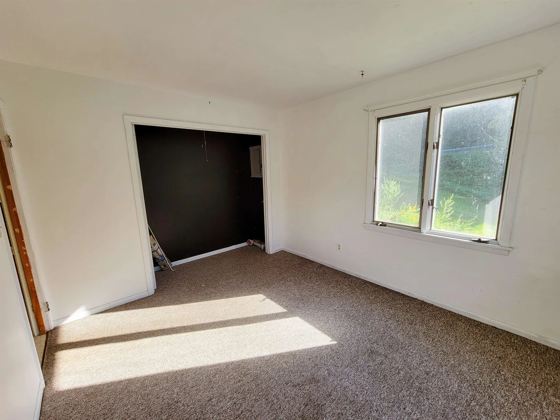 1657 Vt-214 East Montpelier VT 05667