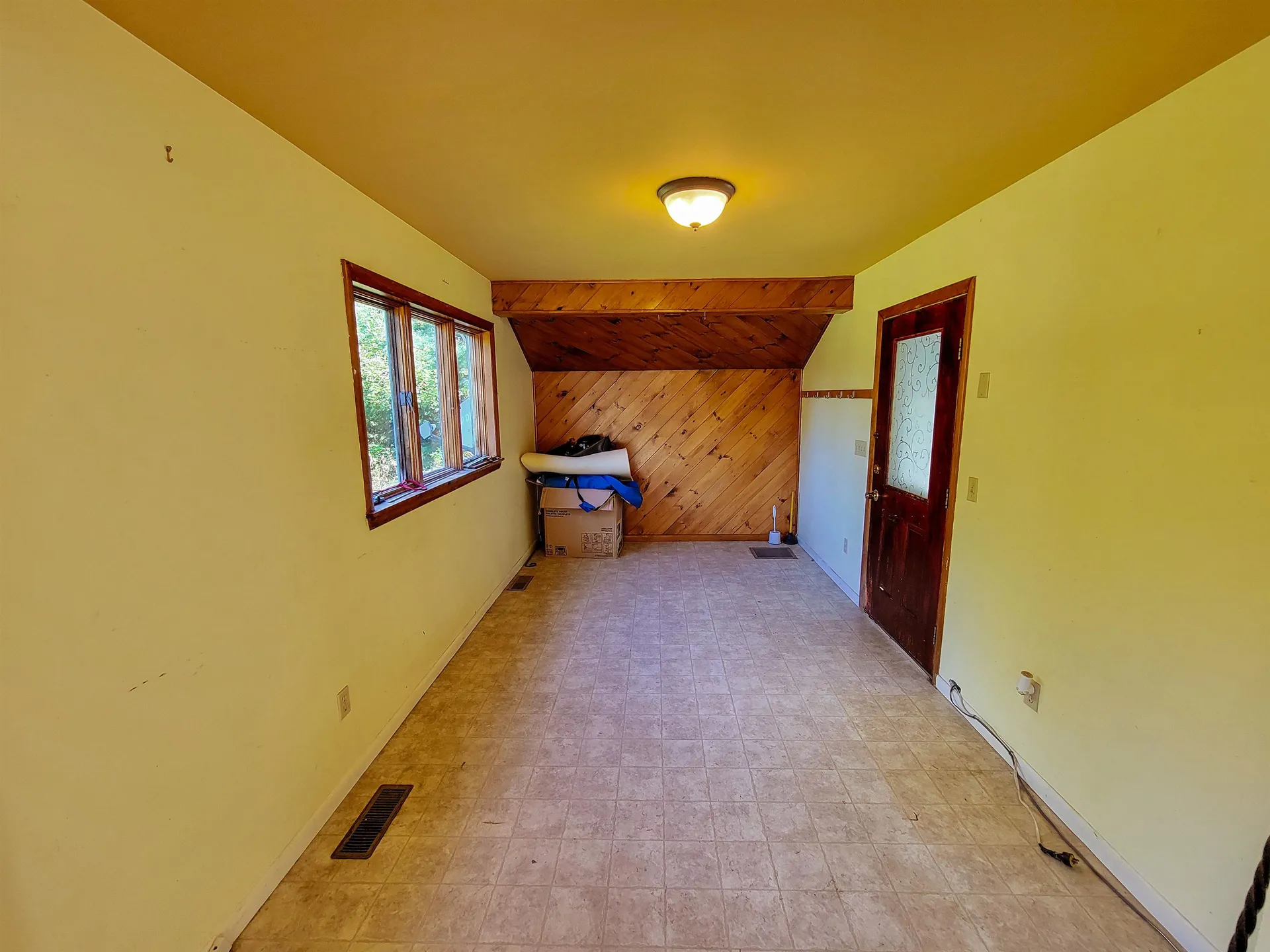 1657 Vt-214 East Montpelier VT 05667