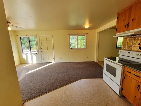 1657 Vt-214 East Montpelier VT 05667