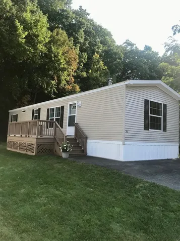 76 Hayes Park Exeter NH 03833