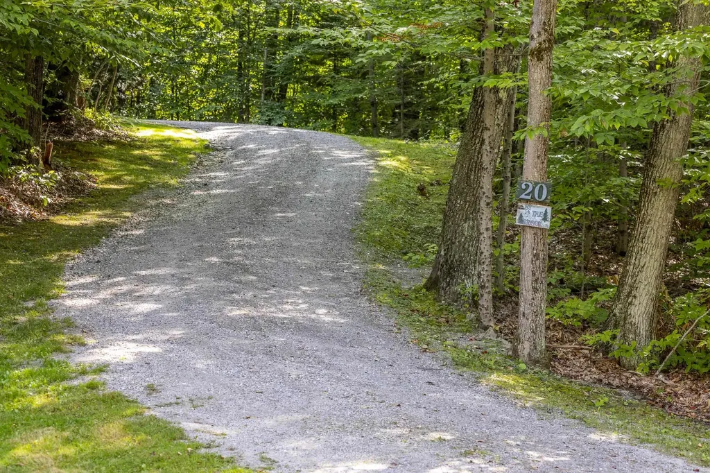 20 Deepwoods Circle Winhall VT 05340