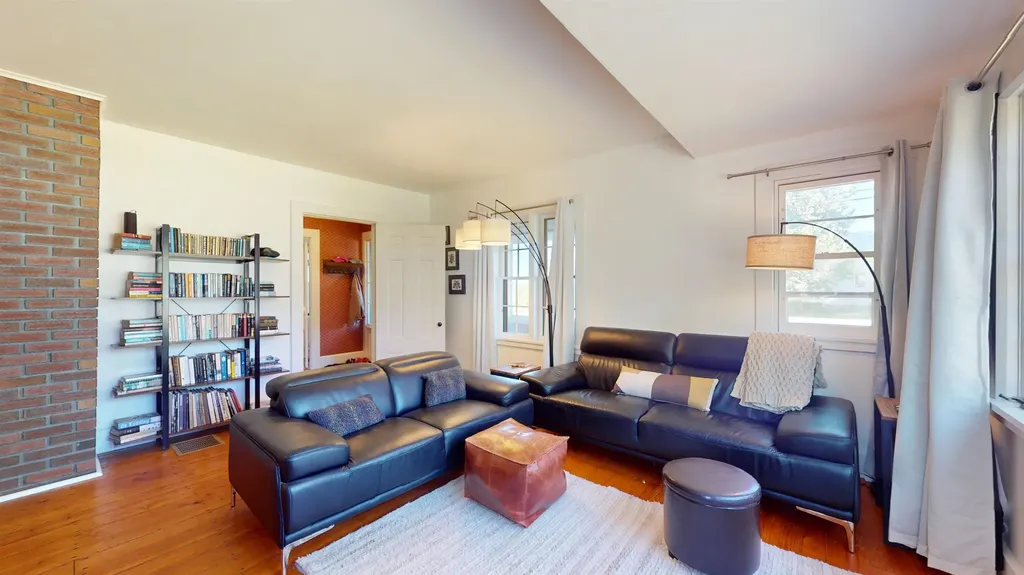 3614 Case Street Middlebury VT 05753