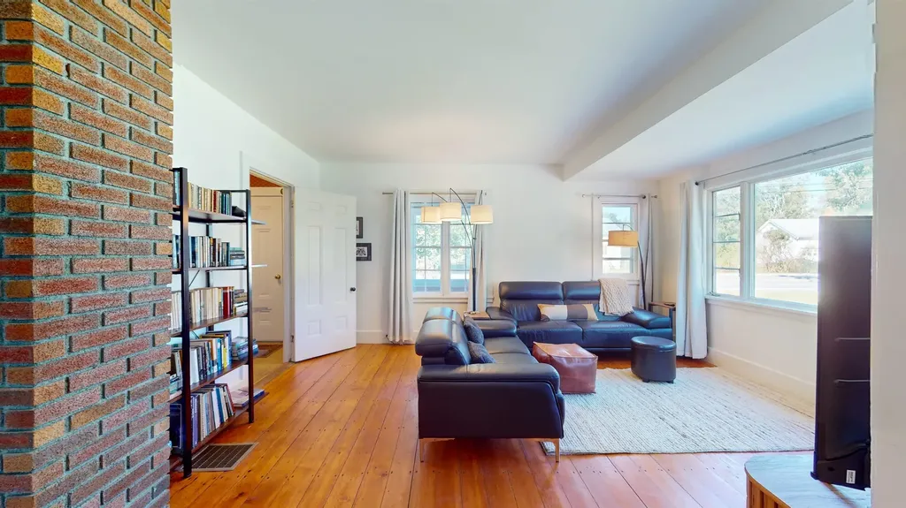 3614 Case Street Middlebury VT 05753