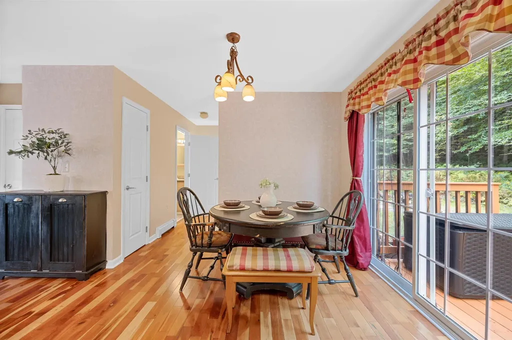176 Pioneer Road Hinesburg VT 05461