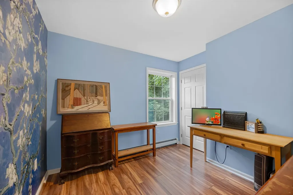 176 Pioneer Road Hinesburg VT 05461