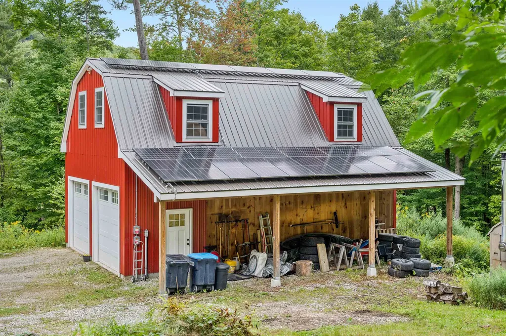 176 Pioneer Road Hinesburg VT 05461