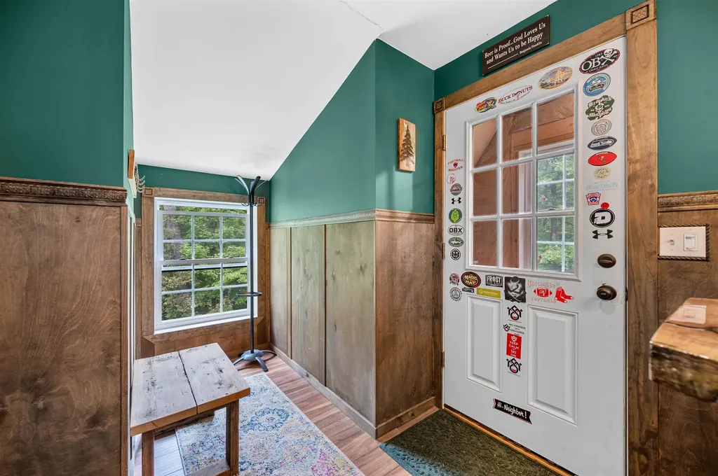 176 Pioneer Road Hinesburg VT 05461