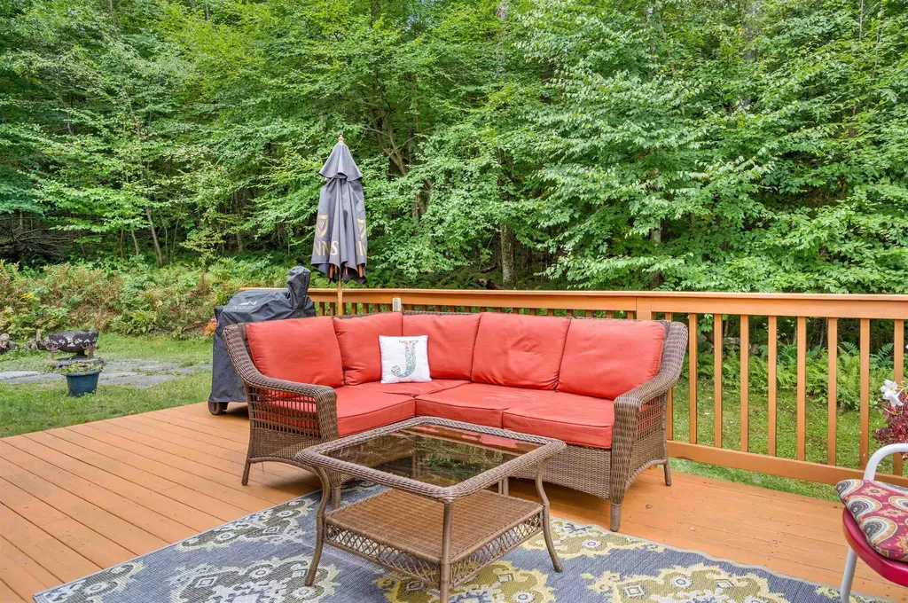 176 Pioneer Road Hinesburg VT 05461