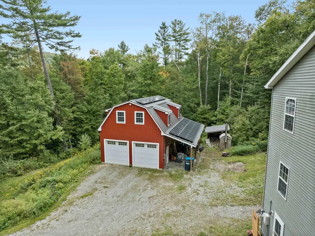 176 Pioneer Road Hinesburg VT 05461