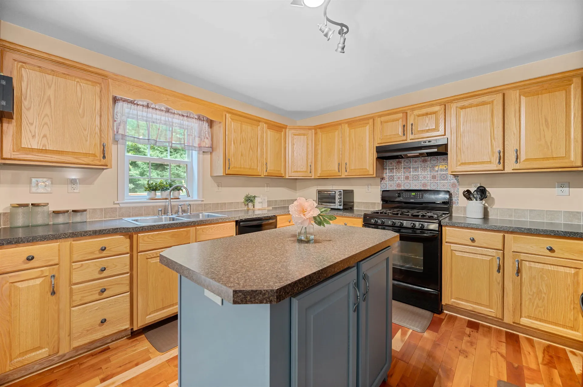 176 Pioneer Road Hinesburg VT 05461