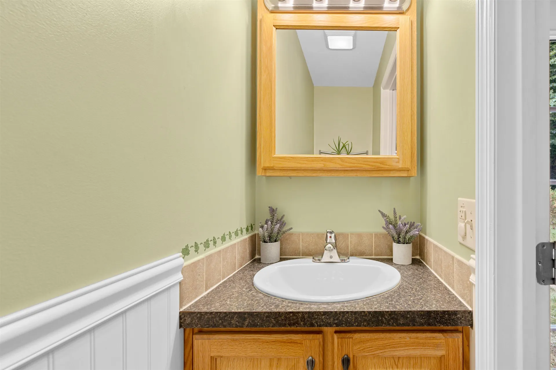 176 Pioneer Road Hinesburg VT 05461