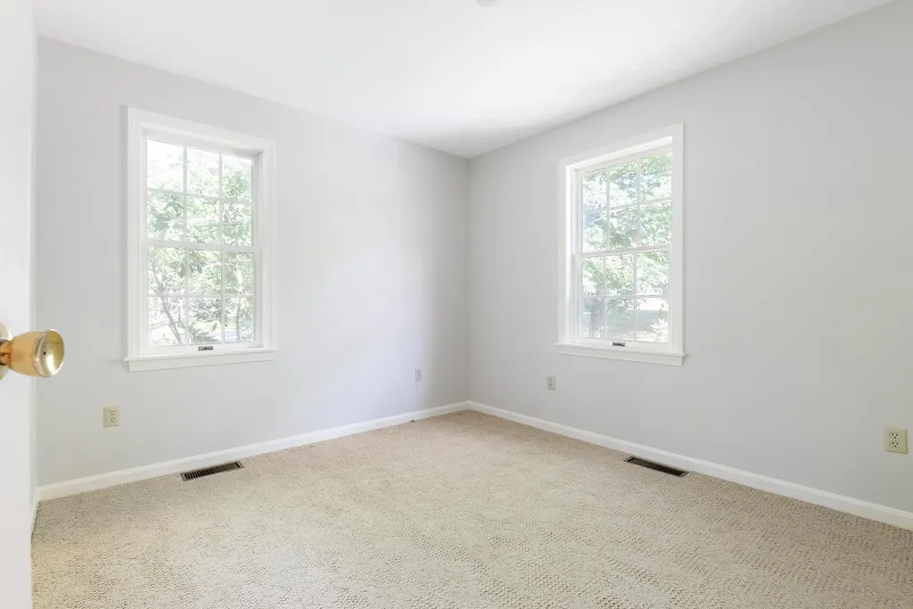 97 Longwood Drive Grantham NH 03753