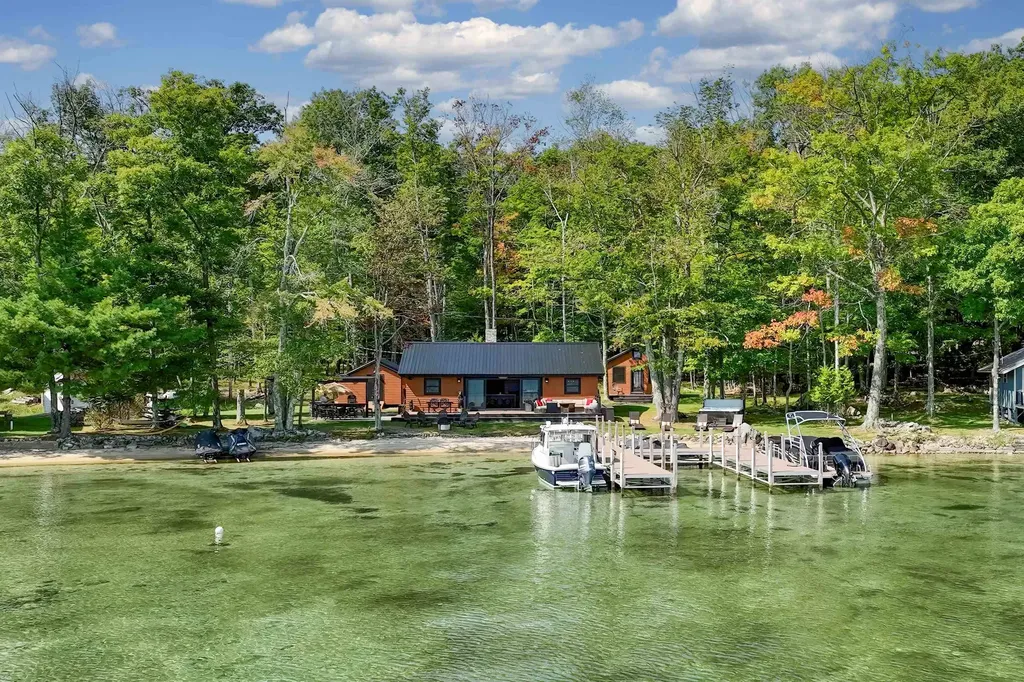 162 Bear Island Meredith NH 03253