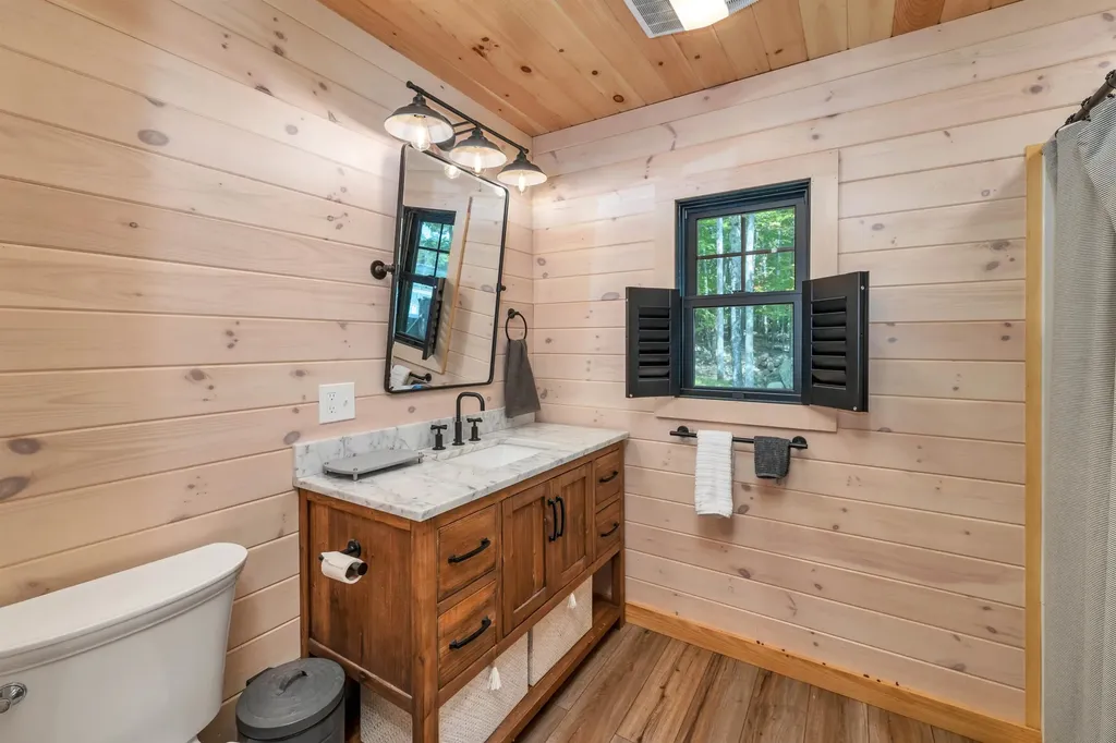 162 Bear Island Meredith NH 03253