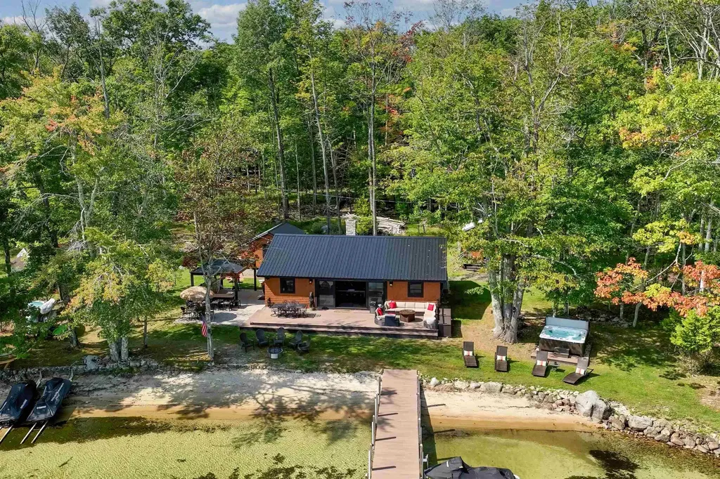 162 Bear Island Meredith NH 03253