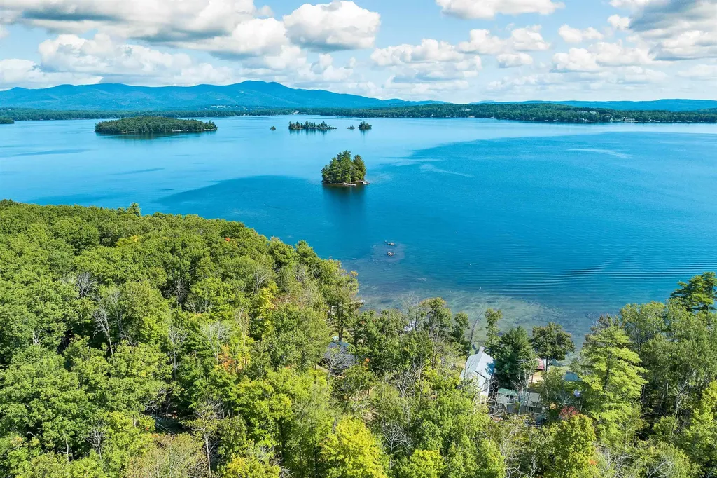 162 Bear Island Meredith NH 03253