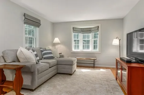 2 White Drive Kingston NH 03848
