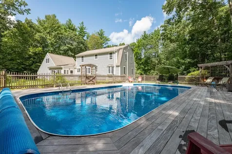 2 White Drive Kingston NH 03848