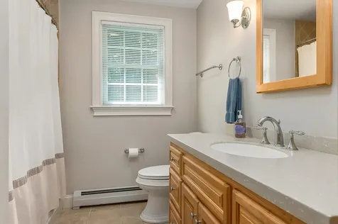 2 White Drive Kingston NH 03848