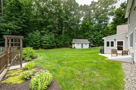 2 White Drive Kingston NH 03848