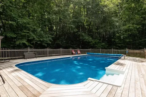 2 White Drive Kingston NH 03848