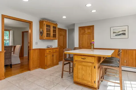 2 White Drive Kingston NH 03848
