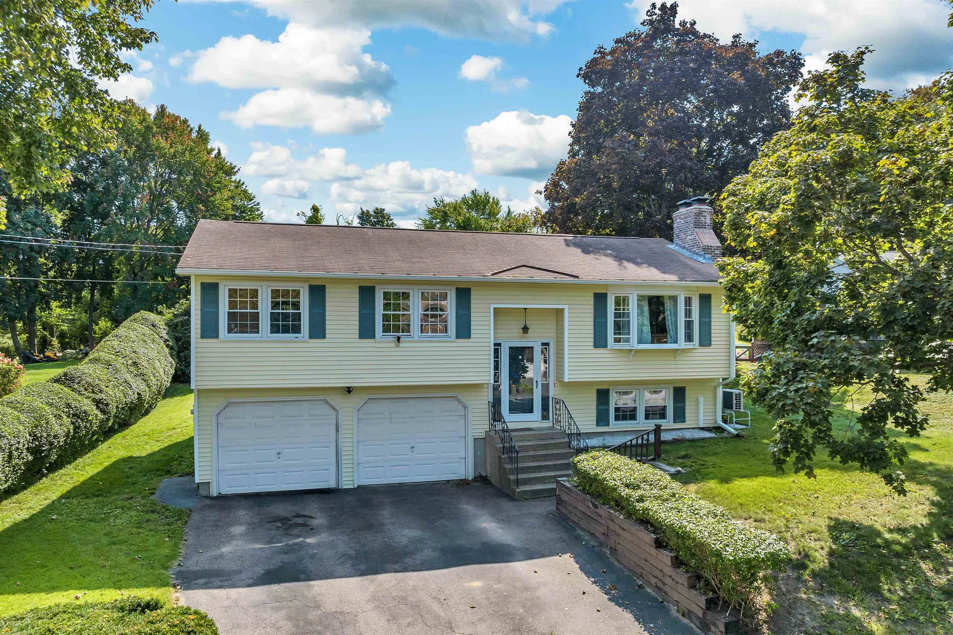 1199 Bridge Street Manchester NH 03109