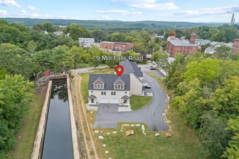 9 Mill Falls Road Pembroke NH 03275