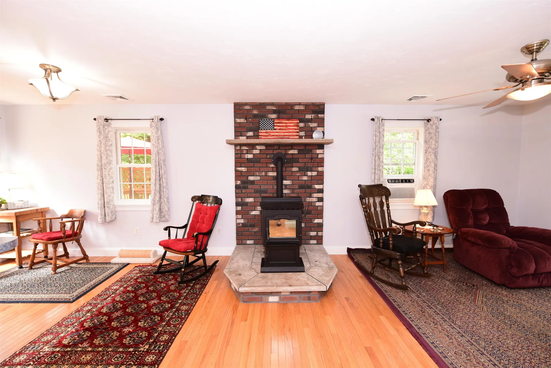 6 E Street Conway NH 03818