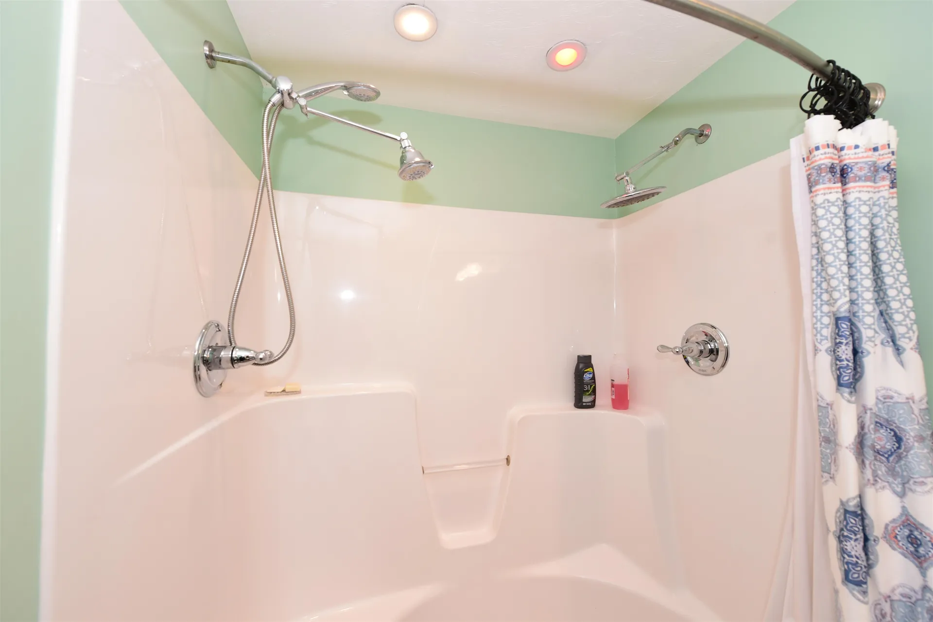 6 E Street Conway NH 03818