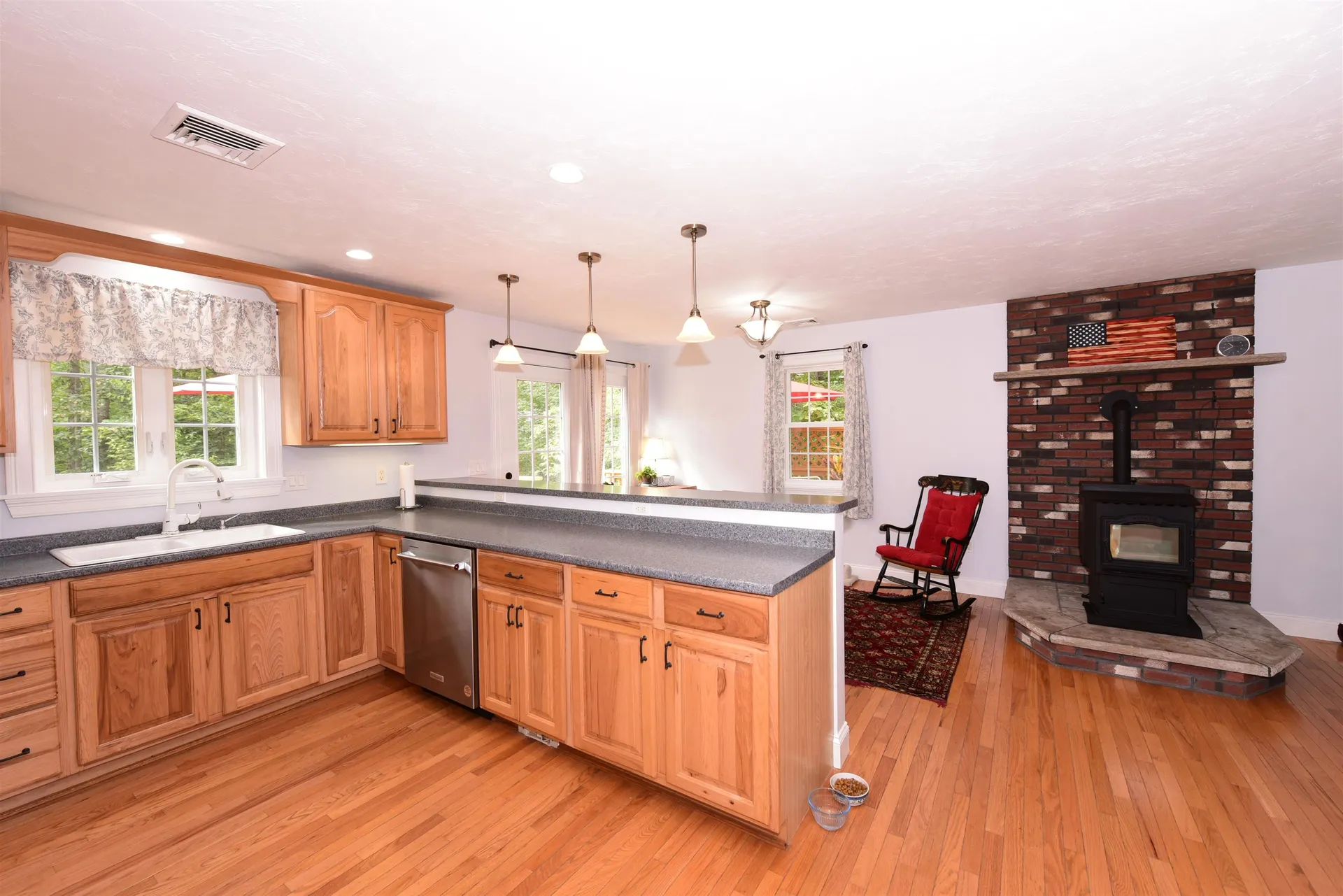 6 E Street Conway NH 03818