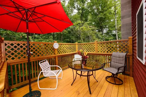 6 E Street Conway NH 03818