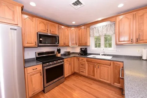 6 E Street Conway NH 03818