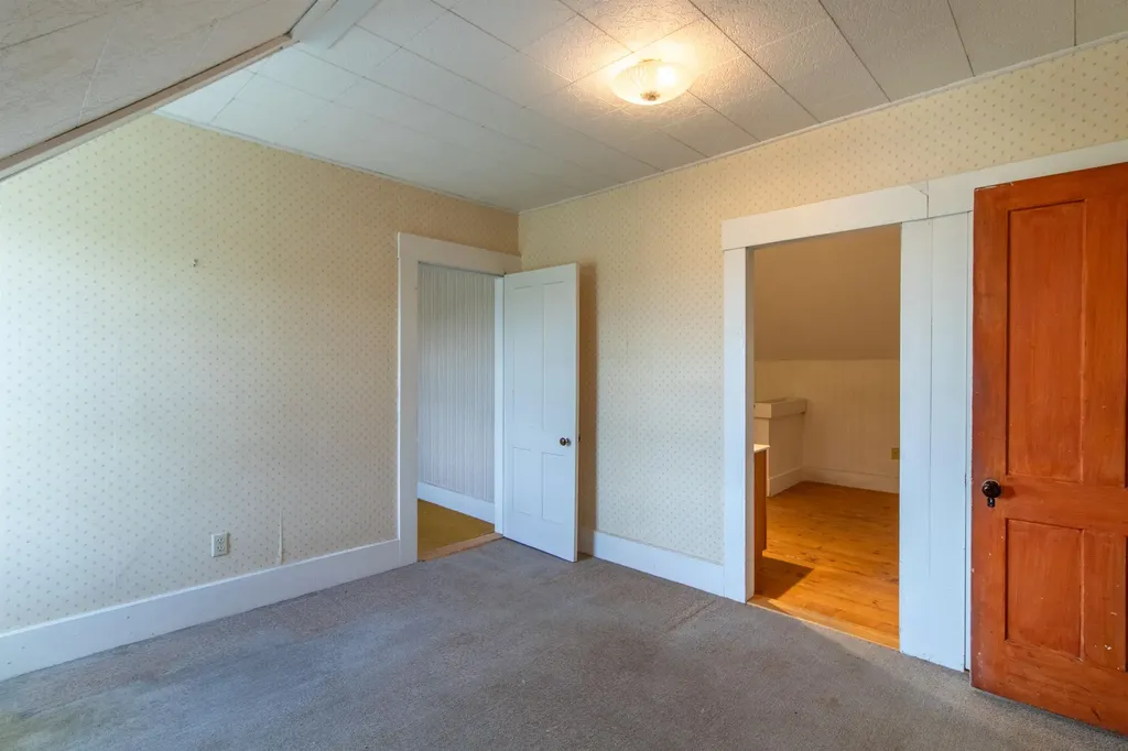 807 Still Hill Road Glover VT 05839