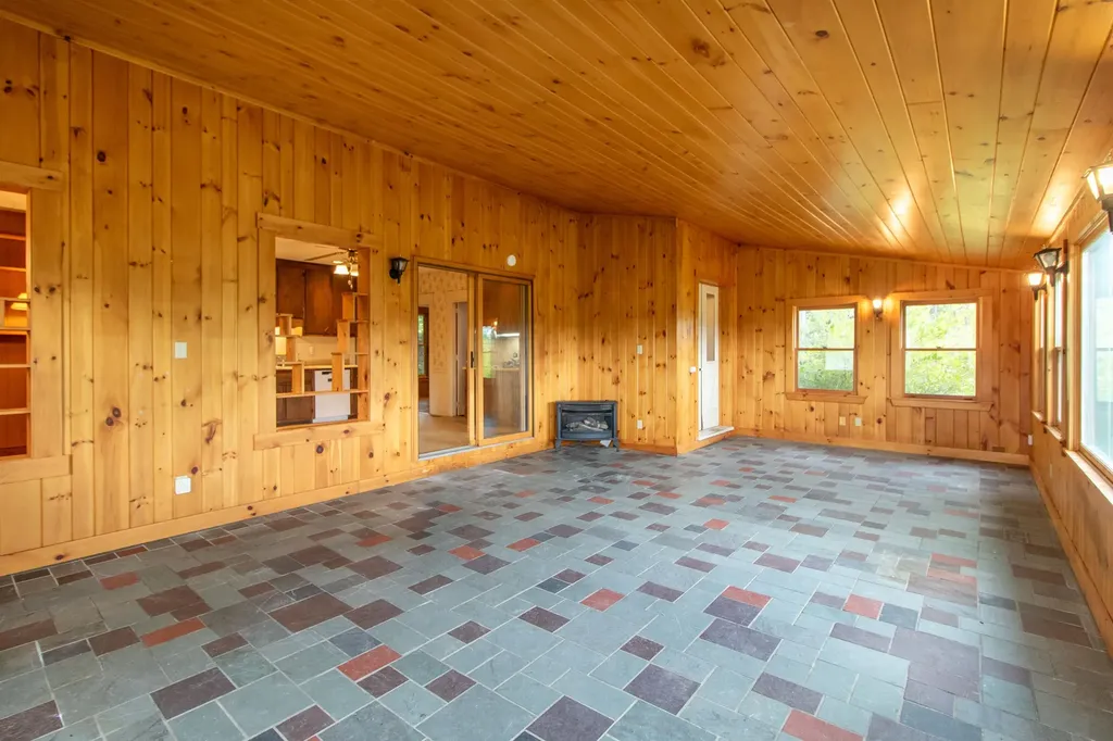 807 Still Hill Road Glover VT 05839