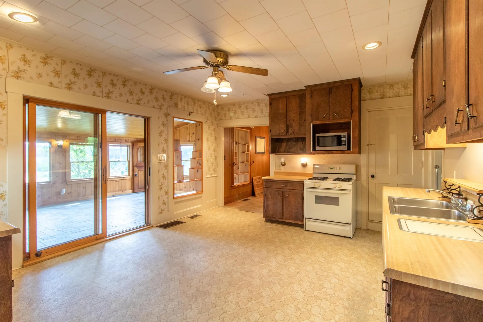 807 Still Hill Road Glover VT 05839