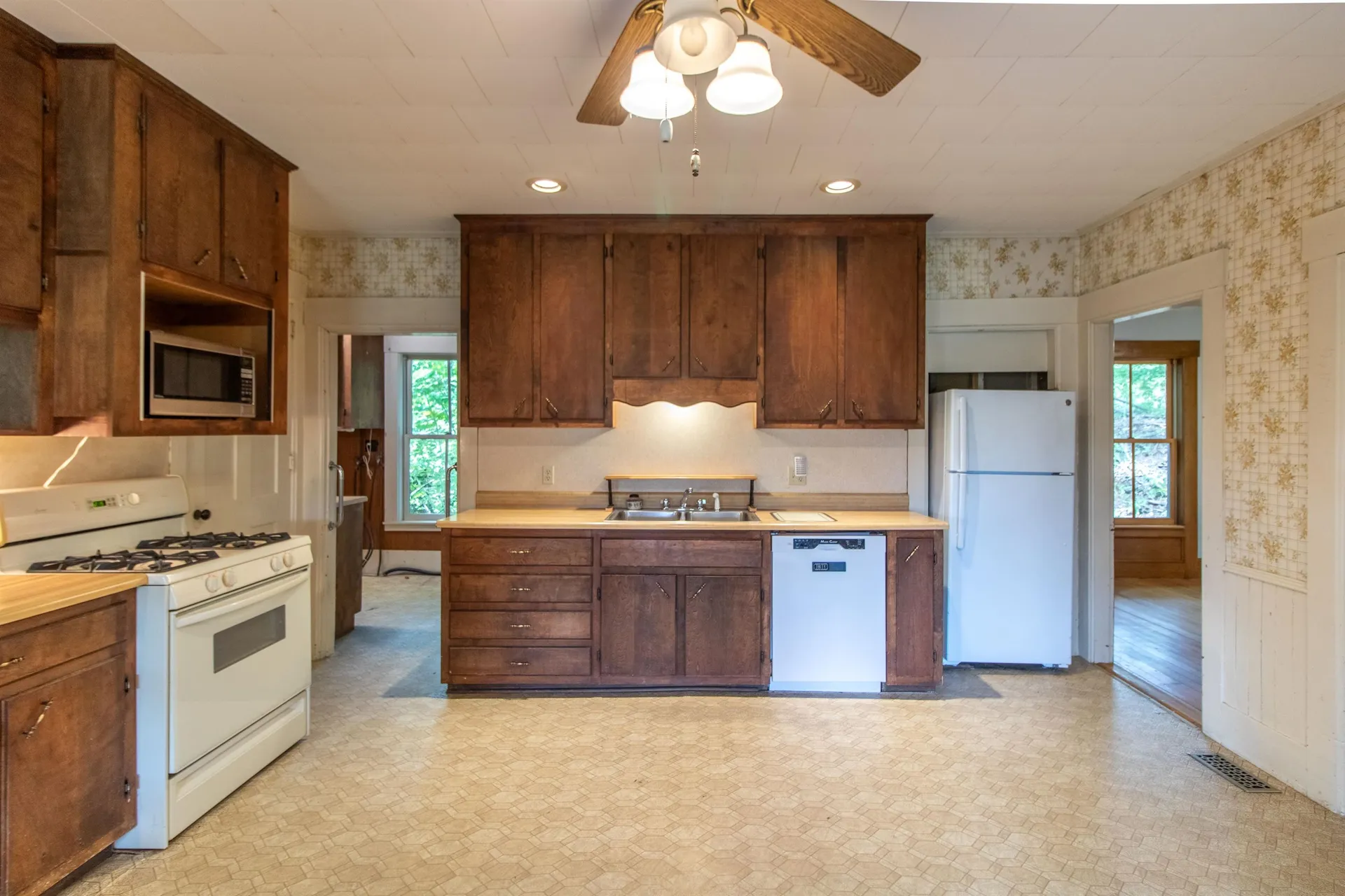 807 Still Hill Road Glover VT 05839