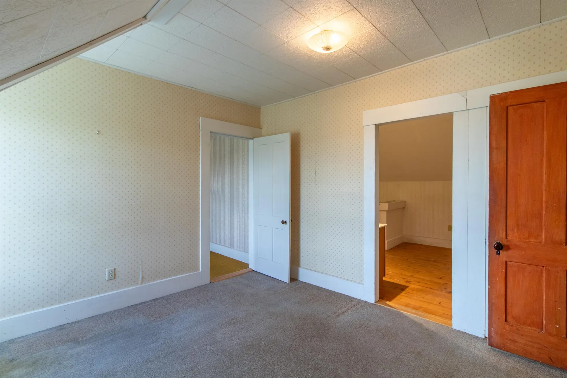 807 Still Hill Road Glover VT 05839