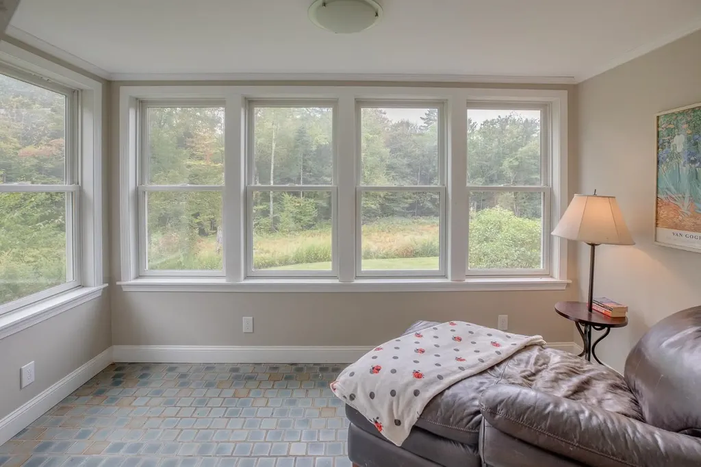 56 Country Lane Campton NH 03223